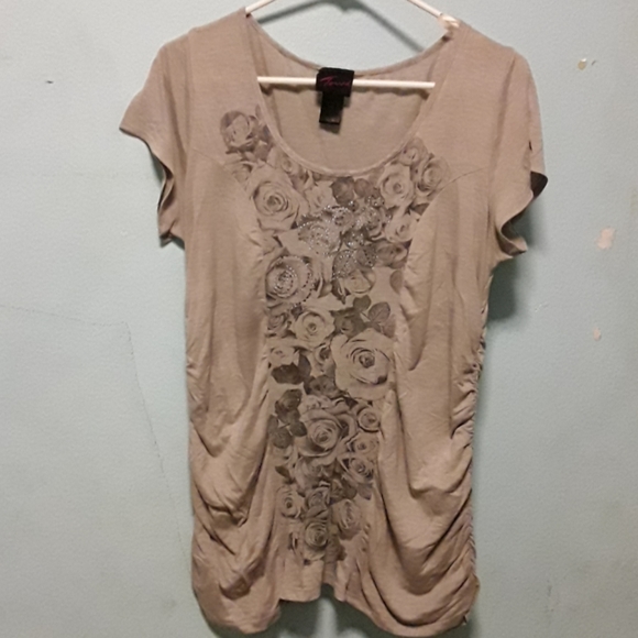 torrid Tops - Torrid Rhinestones & Roses 2X